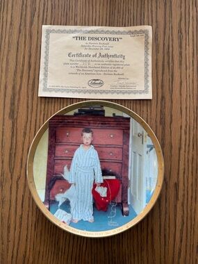 Christmas The Discovery- Norman Rockwell - Collectible Plate